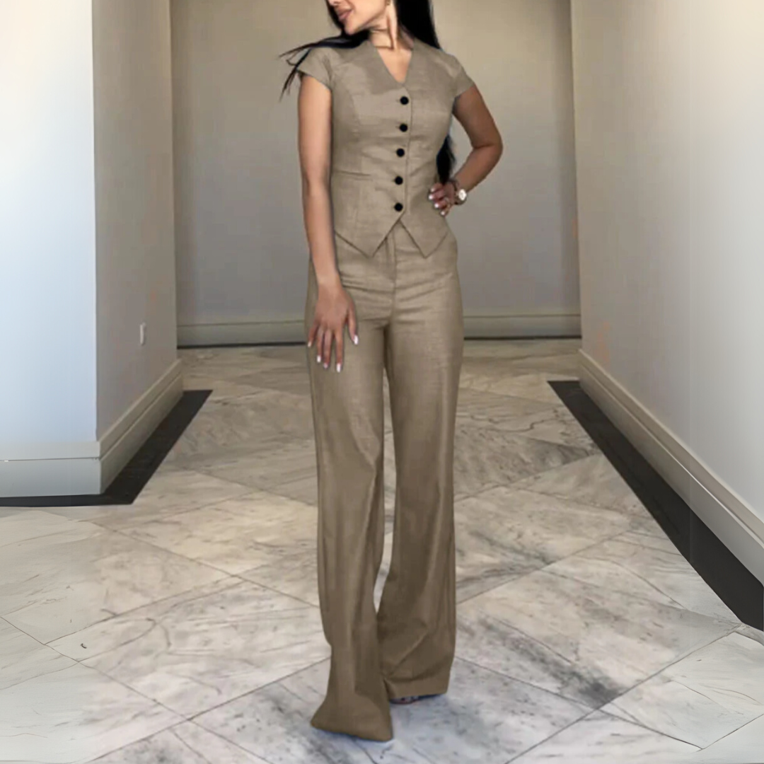 Delfina - Elegante conjunto sin mangas