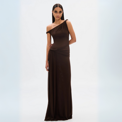 Ingrid - Elegante vestido largo con hombros caídos y espalda abierta
